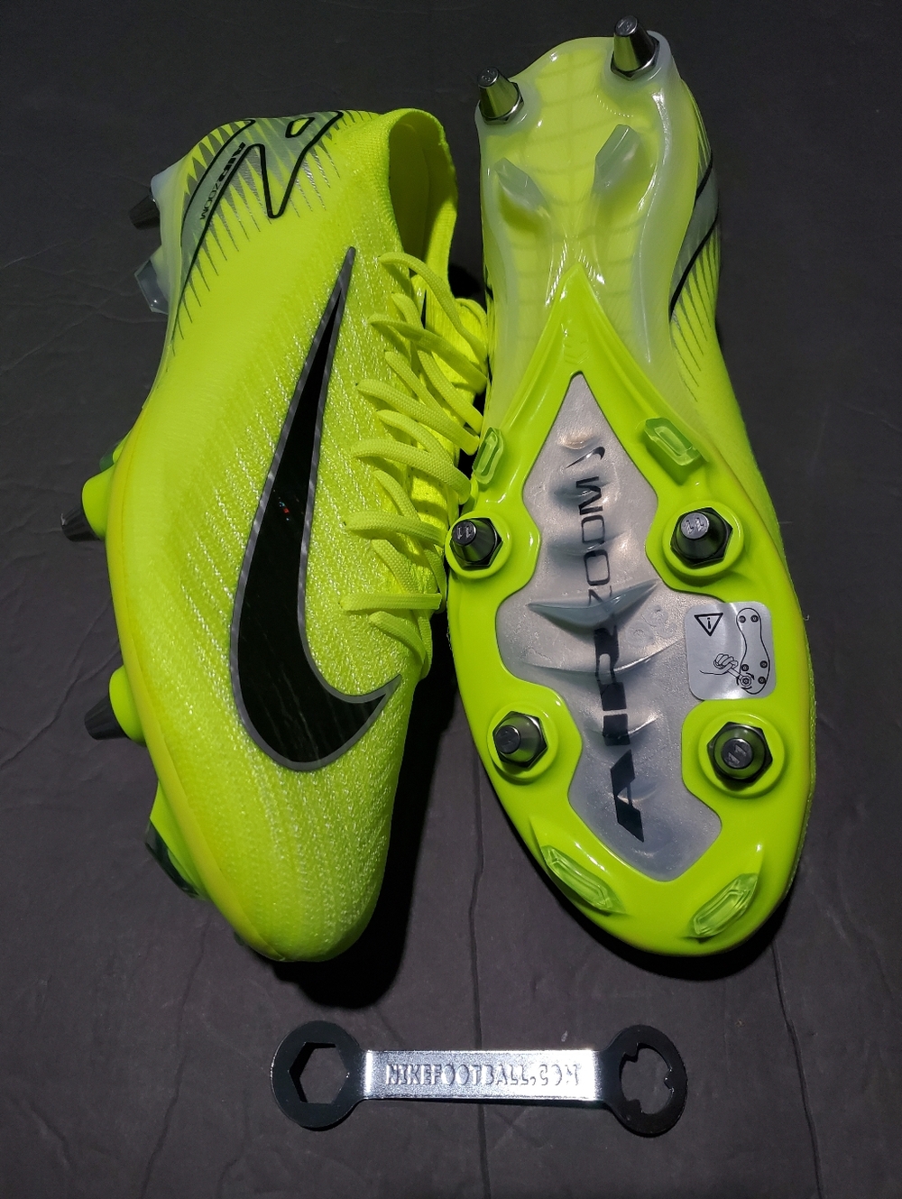 Nike Mercurial Vapor 16 Elite SG Pro Cleats Size 10.5 HJ2454-700 Made in Bosnia